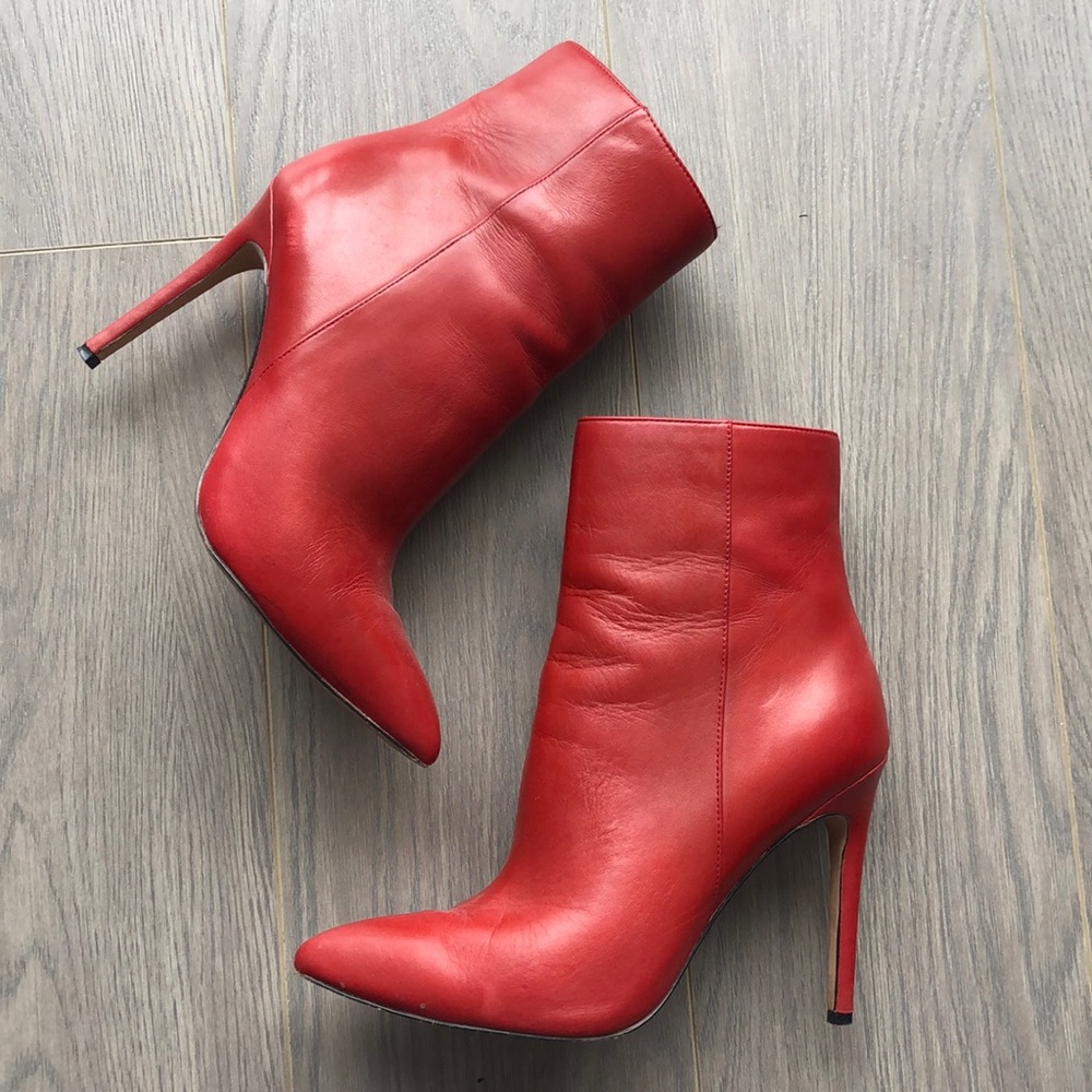 Red Aldo US 8 Boot Heels